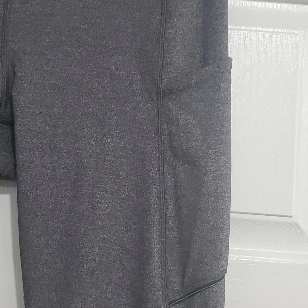 Lululemon Speed Up Tight 28
